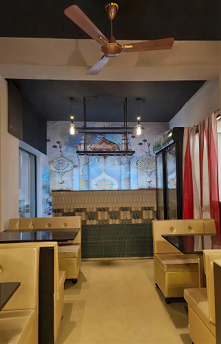 Grand dining room ambiance